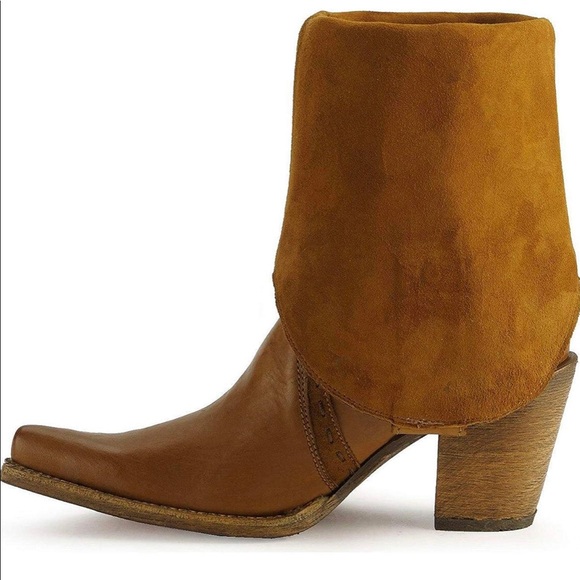 Corral Convertible Leather Boot - two boots in one - Picture 6 of 8